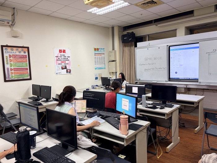 115年07月07日(二)、07月14日(二)AI 輔助研究論文簡報設計：從論文架構到學術發表研習營計畫書圖片