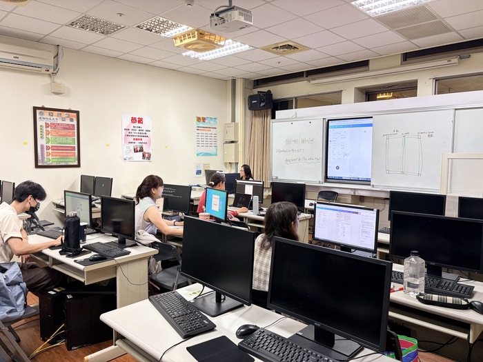 115年07月07日(二)、07月14日(二)AI 輔助研究論文簡報設計：從論文架構到學術發表研習營計畫書圖片